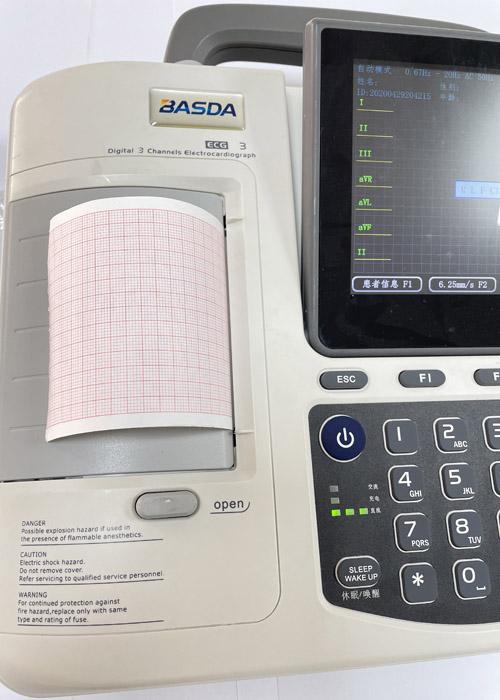 80mm*30m Paper 3 Channel Ecg Machine With 7inch TFT Screen Basic Version 0