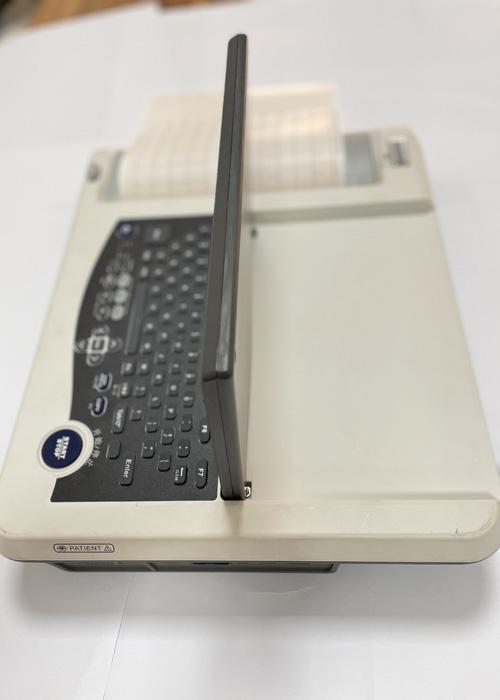 216mm Paper 10.2inch Screen 12 Channel Portable ECG Machine Standard Version 1